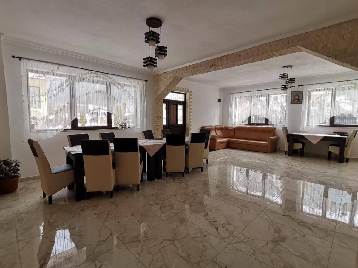 Отель Casa Dana Olteanu Моечиу-де-Сус Экстерьер фото